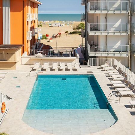 Hotel Garni' Serena Caorle Exterior photo