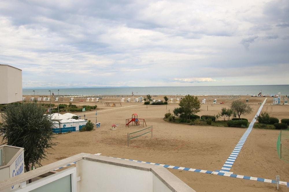 Hotel Garni' Serena Caorle Exterior photo