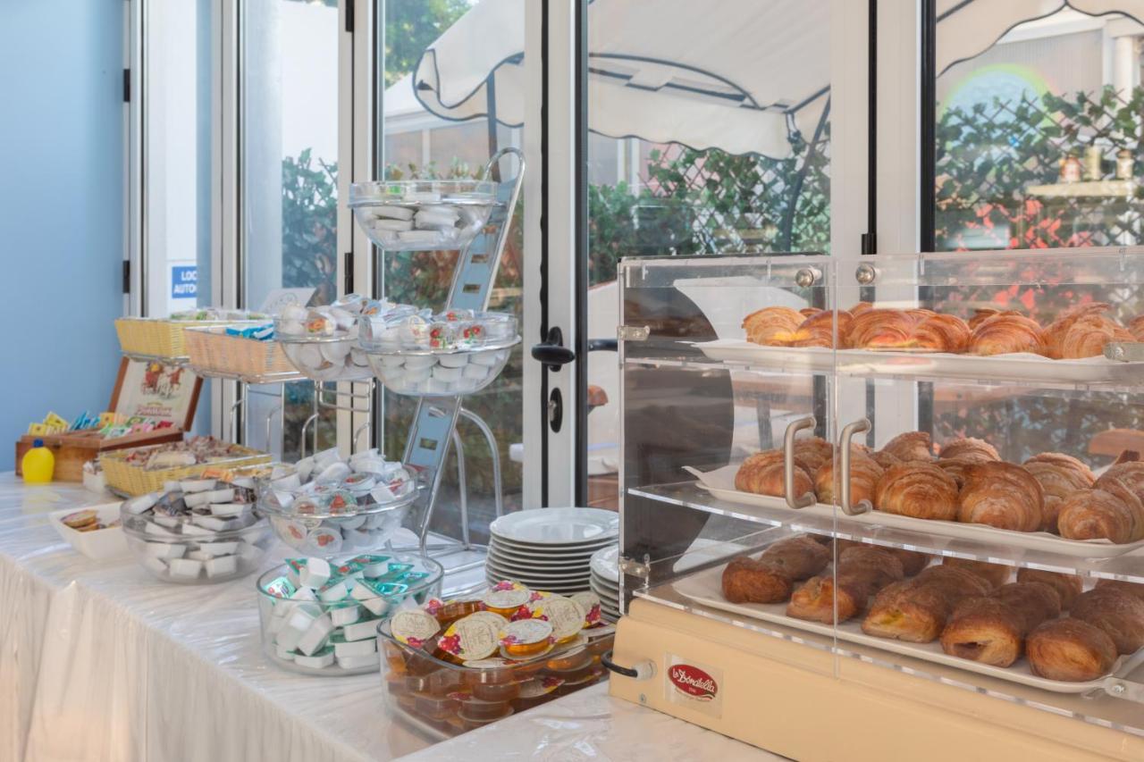 Hotel Garni' Serena Caorle Exterior photo