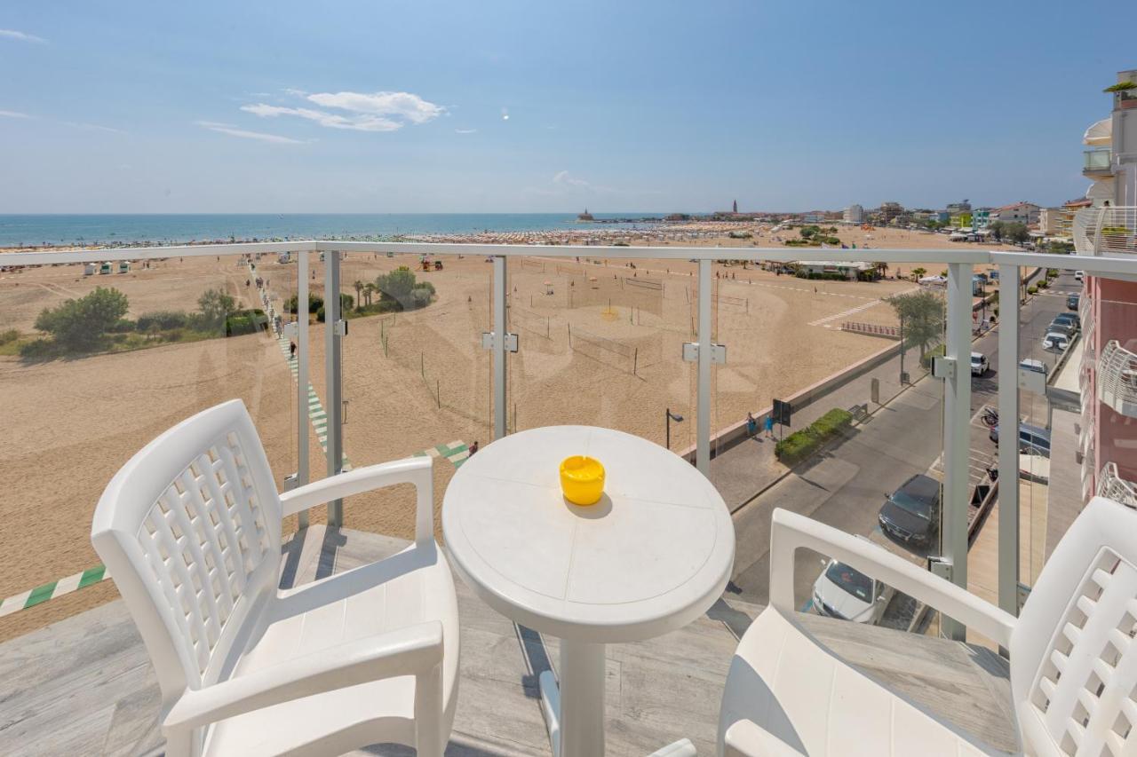 Hotel Garni' Serena Caorle Exterior photo